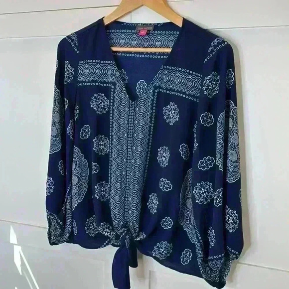 Vince Cumato Boho style Navy Blue with Tie in front size Small 3/4 sleeve - Picture 2 of 13